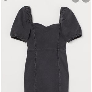 ✨Black denim mini dress w/ puff sleeves & sweetheart neck ✨